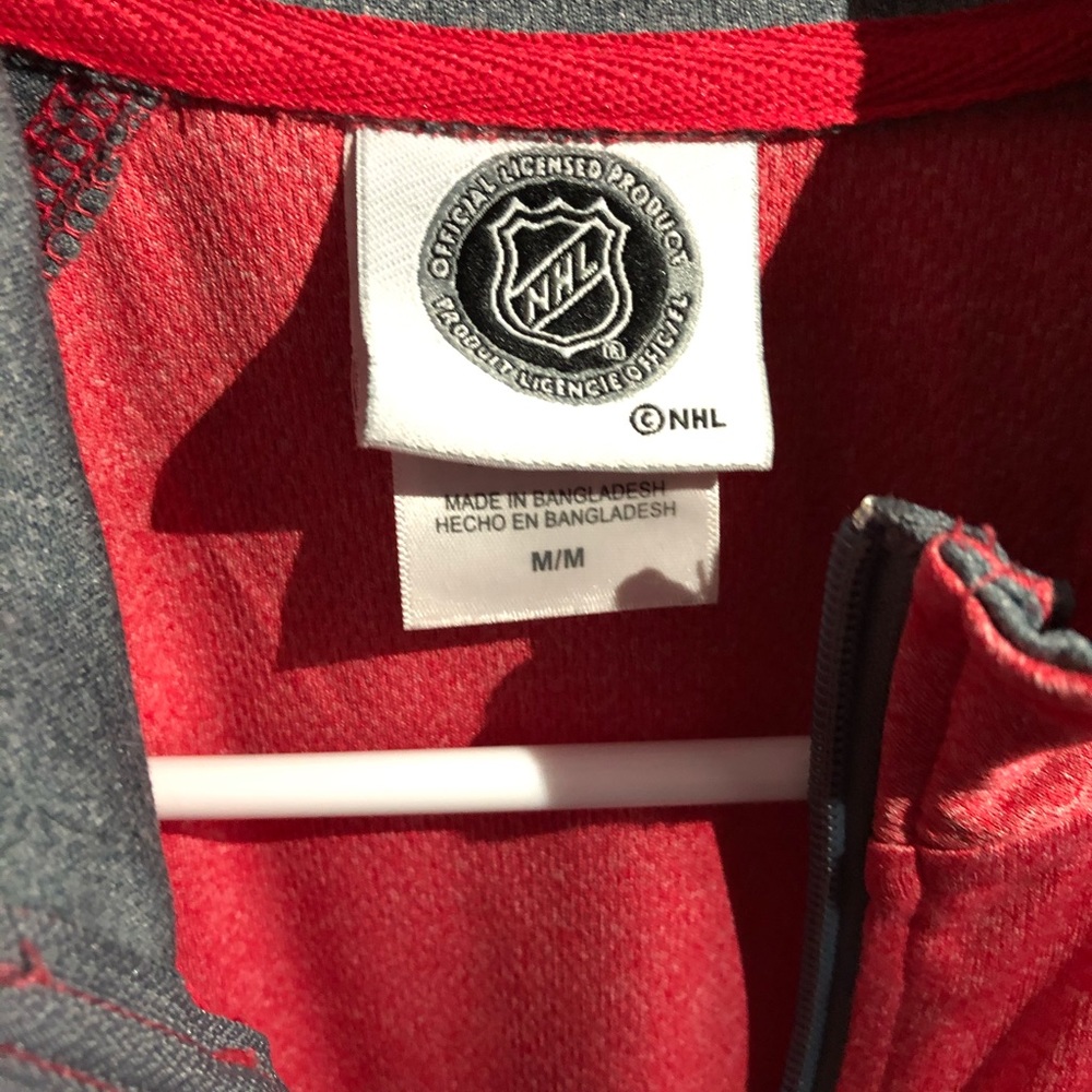 Caps half zip - Picture 2 of 2